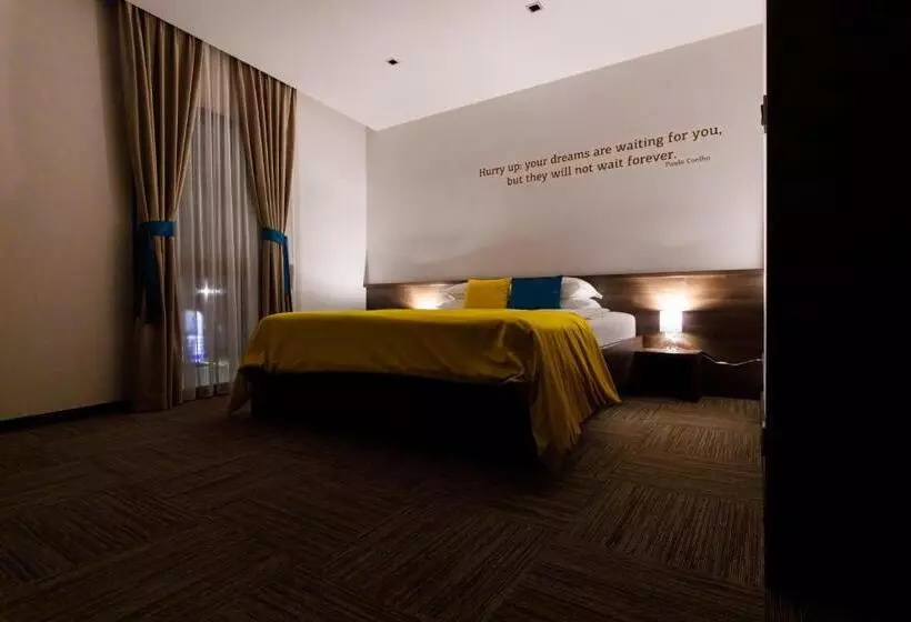 Fotos del hotel Emporium:  9