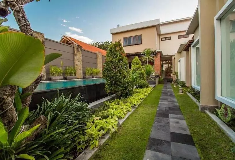 Fotos del hotel Svarna Suite Seminyak:  15