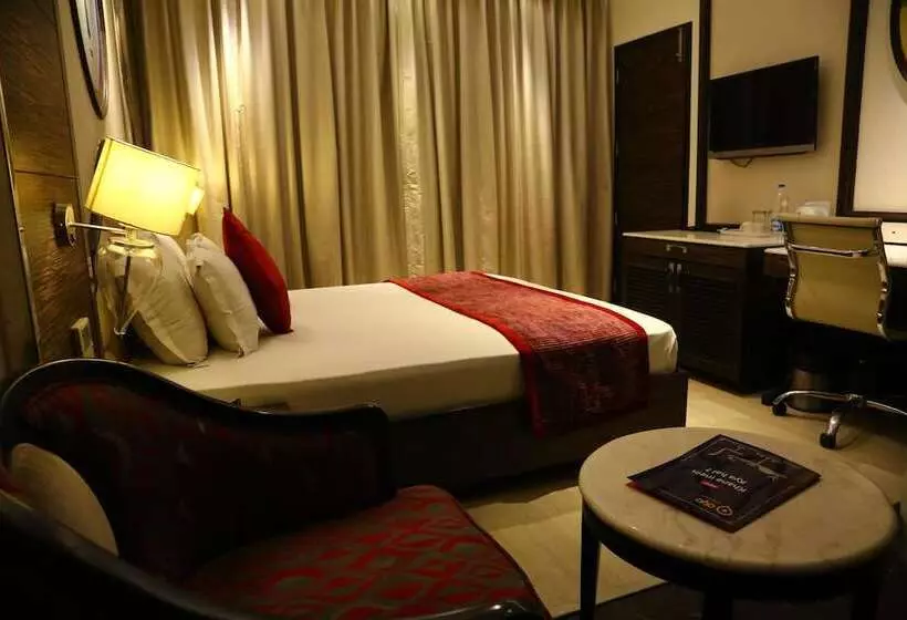 Fotos del hotel Oyo Premium Sector 43 Chandigarh:  14