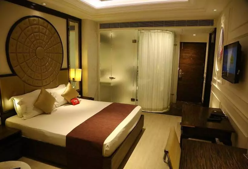 Oyo Premium Sector 43 Chandigarh