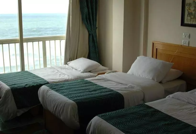 Fotos del hotel Royal Crown:  6