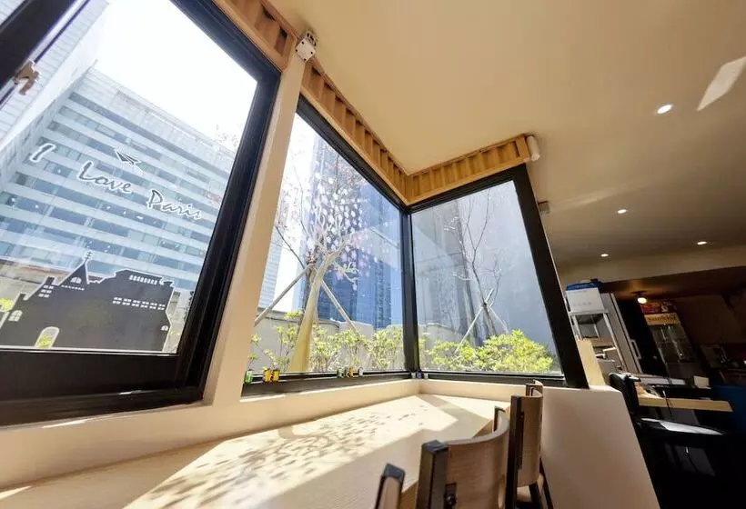 Fotos del hotel 109:  15