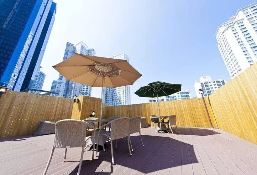 Fotos del hotel 109:  13