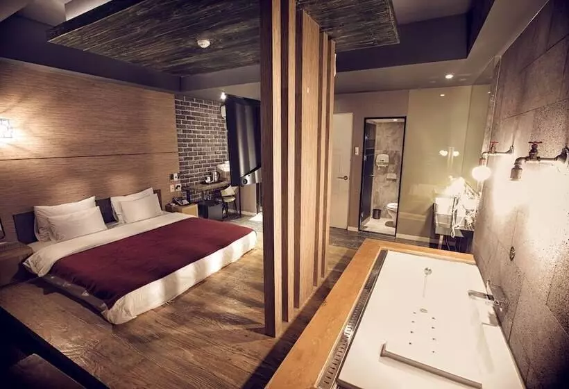 Fotos del hotel 109:  16