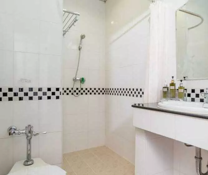 Fotos del hotel New Siam Riverside  Near Siriraj Hospital:  8