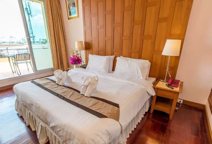 Fotos del hotel New Siam Riverside  Near Siriraj Hospital:  21