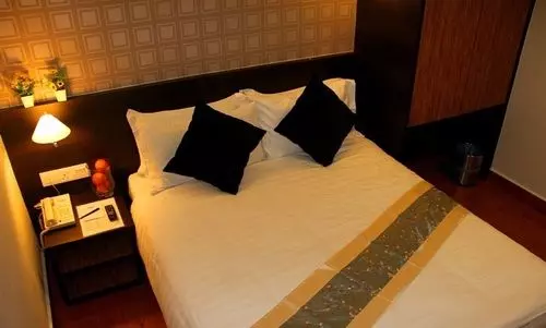 Fotos del hotel The Ninety Six Boutique:  9