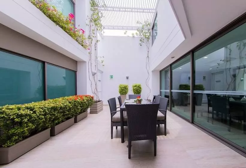 Fotos del hotel Varanasi  Boutique Aeropuerto:  11