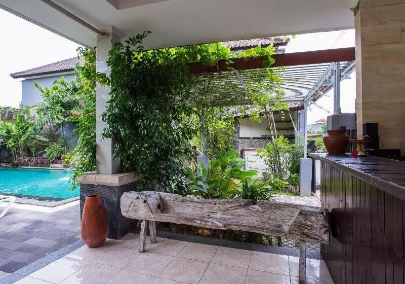 Fotos del hotel Jimbaran Lestari Hotel & Residence Spa:  5