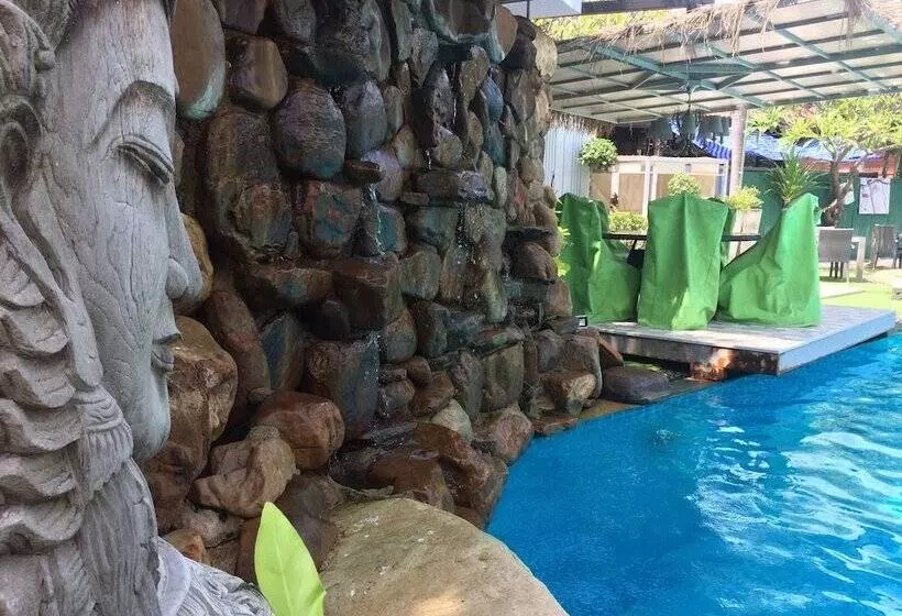 Fotos del hotel Momento Resort:  2