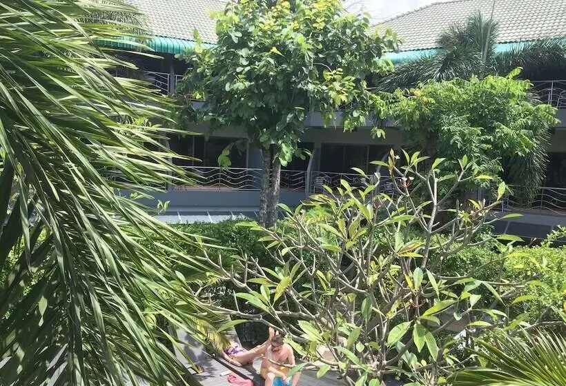 Fotos del hotel Momento Resort:  12