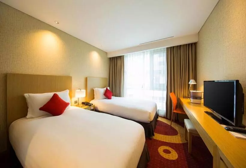 Fotos del hotel Solaria Nishitetsu  Busan:  2