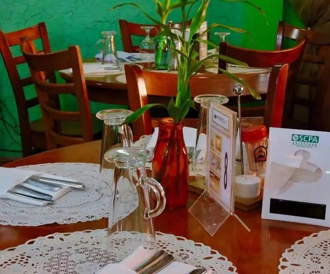 Fotos del hotel Tinhat Boutique  And Restaurant:  15