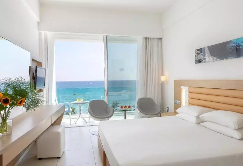 Fotos del hotel Vrissaki Beach:  25