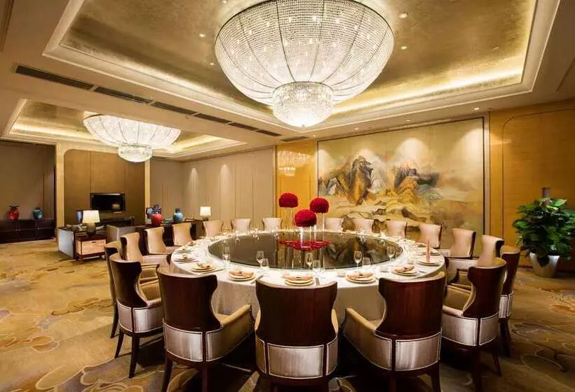 Fotos del hotel Hilton Wuhan Riverside:  7