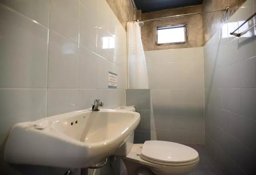 Fotos del hotel Seabox Khaolak Hostel:  10