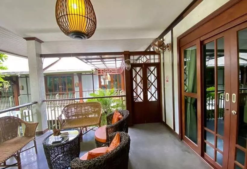 Fotos del hotel The Twenty Lodge:  2