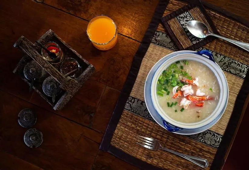 Fotos del hotel Navatara Phuket Resort:  11