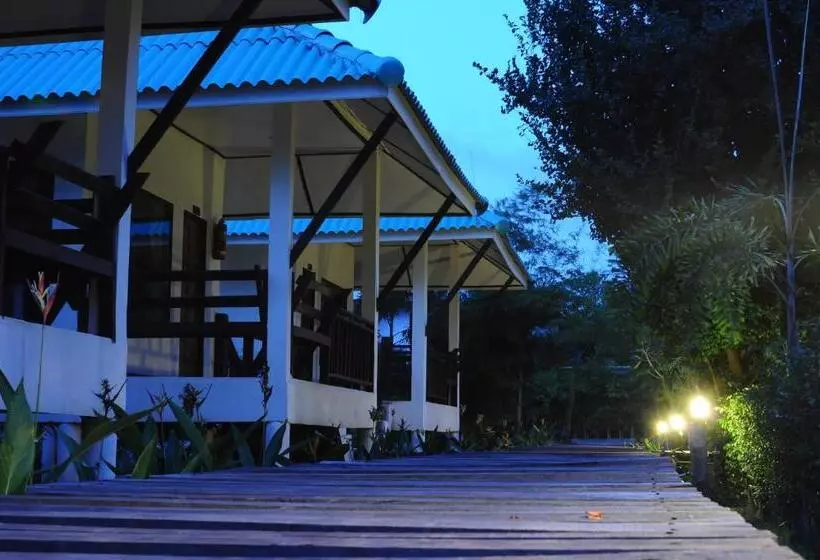 Fotos del hotel N.t. Lanta Resort:  14