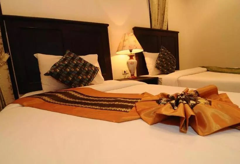 Fotos del hotel N.t. Lanta Resort:  12