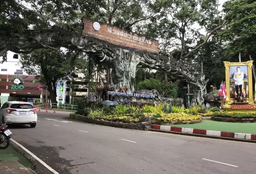 Fotos del hotel Saithong House:  24