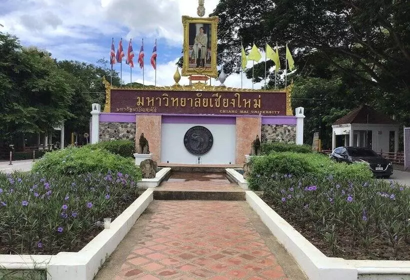 Fotos del hotel Saithong House:  20