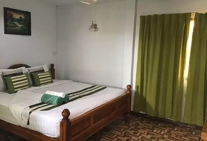 Fotos del hotel Saithong House:  13