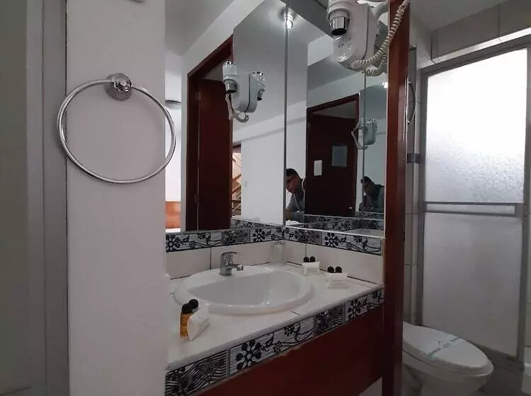 Fotos del hotel Flower S House:  4