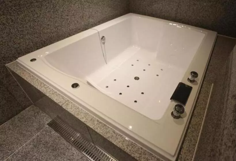 Fotos del hotel Business Design Hotel Luv:  5