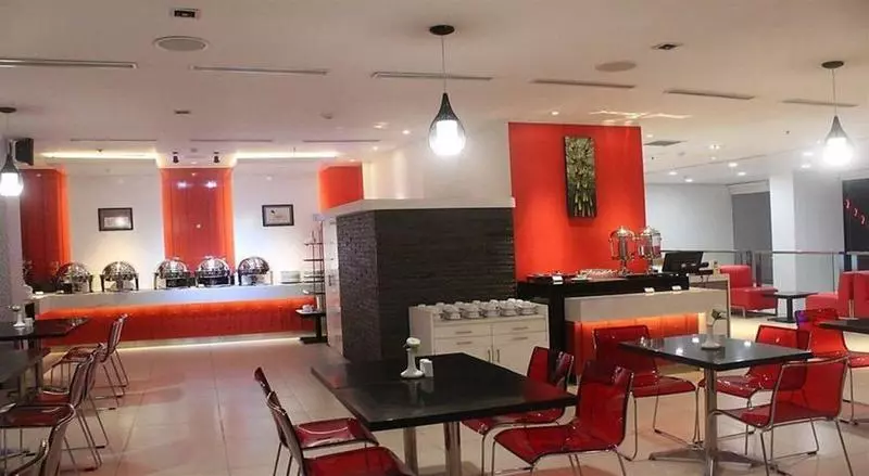 Fotos del hotel Redstar:  19