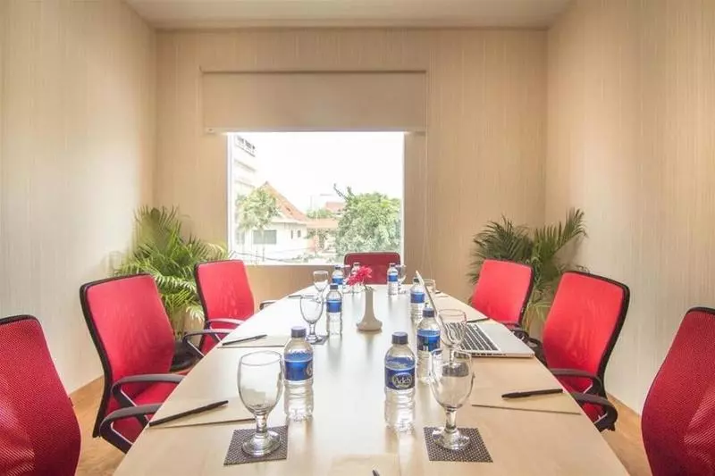 Fotos del hotel Redstar:  11