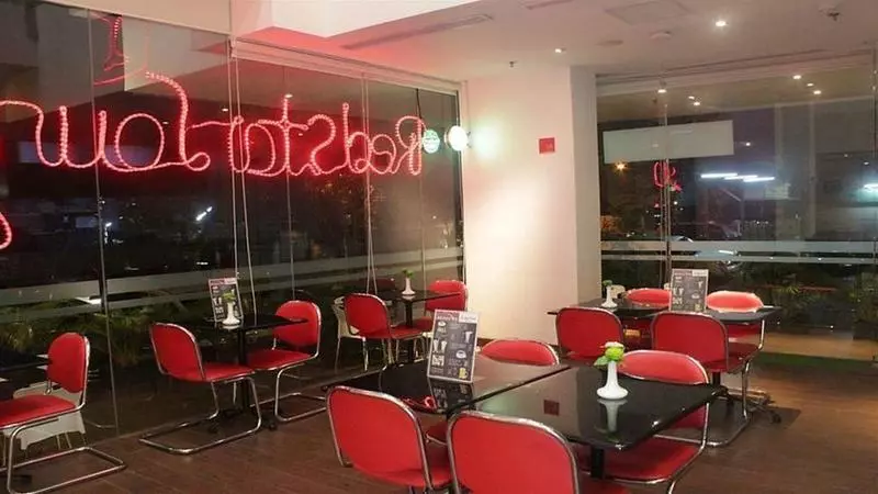 Fotos del hotel Redstar:  3