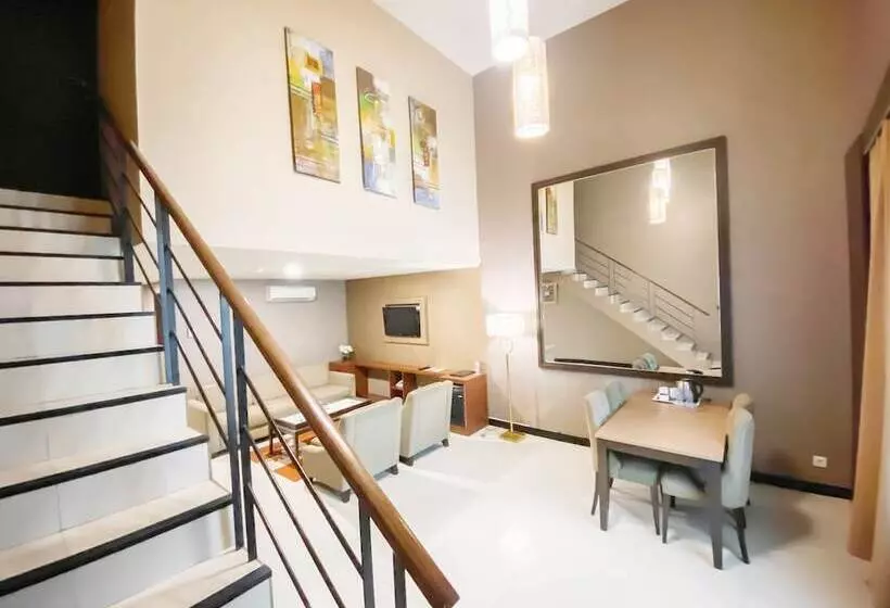 Fotos del hotel Grand Paragon:  3