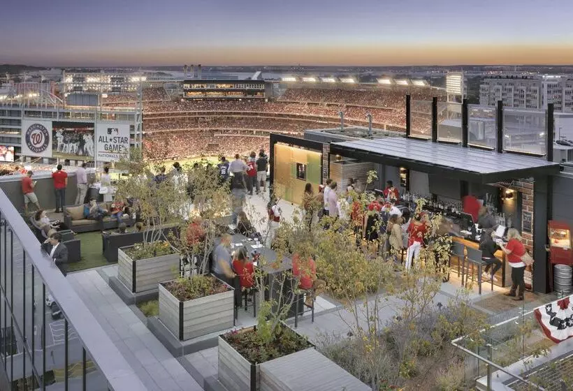 Fotos del hotel Hampton Inn & Suites Washington, D.c. - Navy Yard:  8