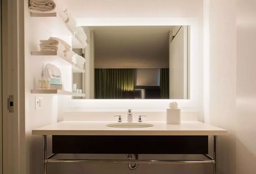 Fotos del hotel Hampton Inn & Suites Washington, D.c. - Navy Yard:  22