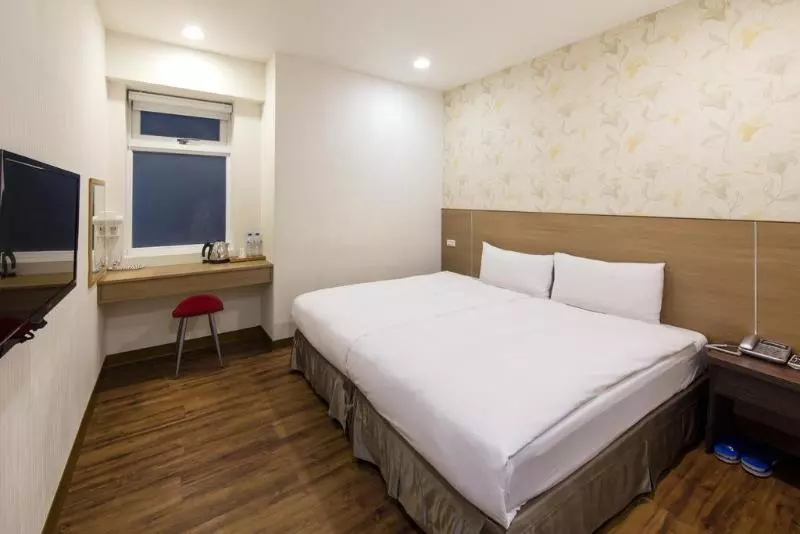 Fotos del hotel Tomorrow:  15