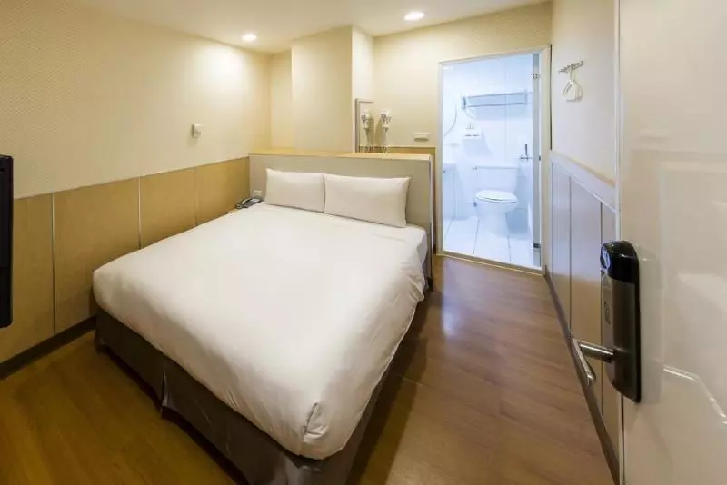 Fotos del hotel Tomorrow:  14