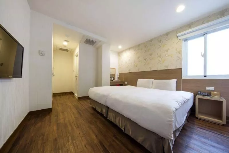 Fotos del hotel Tomorrow:  12