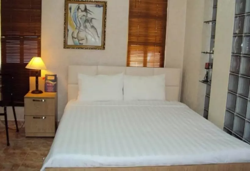 Fotos del hotel Huong Trinh:  6