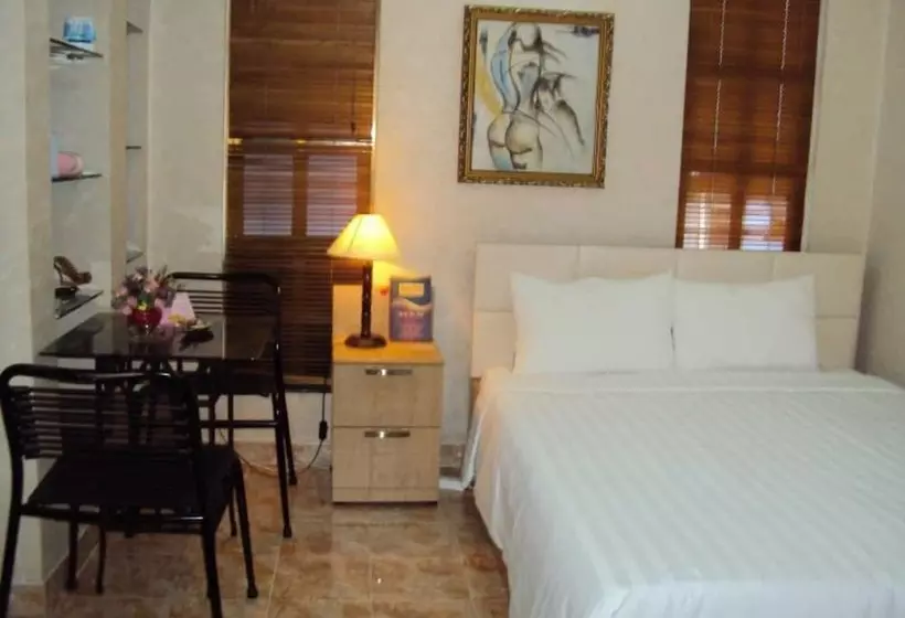 Fotos del hotel Huong Trinh:  8