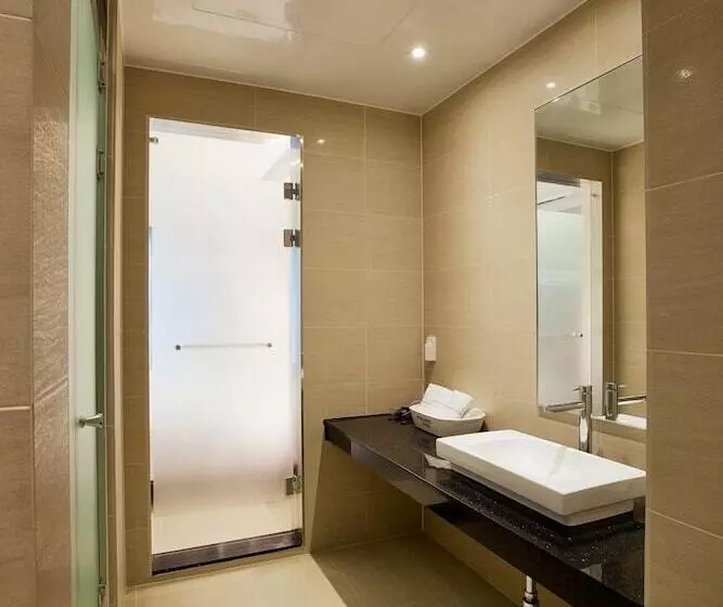 Fotos del hotel Premiers:  24