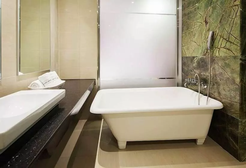 Fotos del hotel Premiers:  17