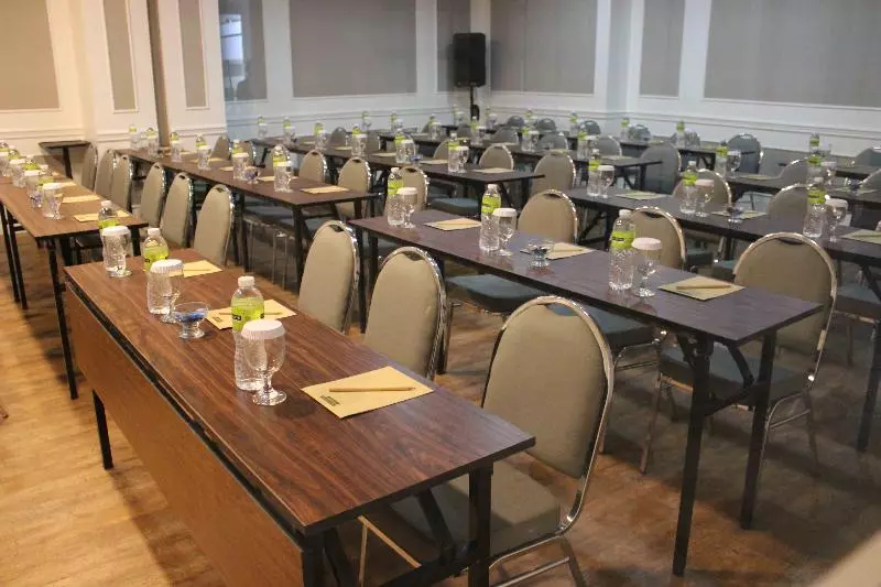 Fotos del hotel Maxone Signature Glodok Jakarta:  12