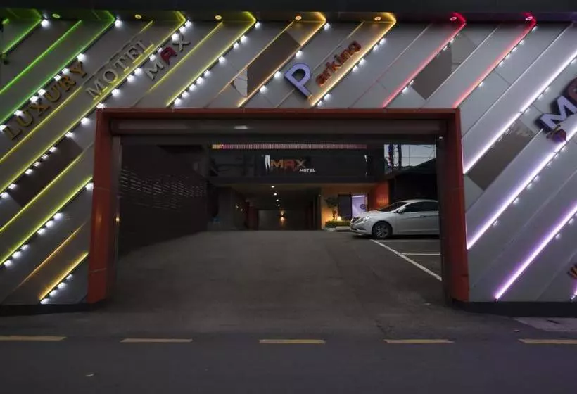 Fotos del hotel Max Motel:  6