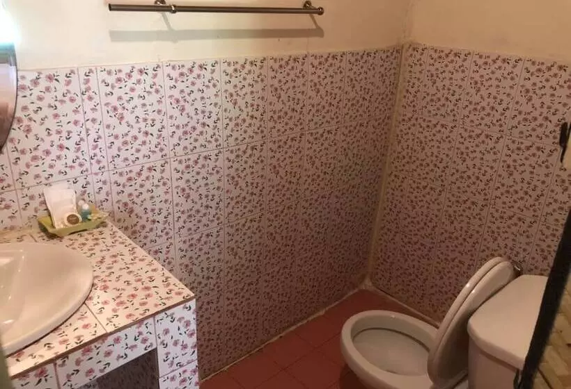 Fotos del hotel Bamboo House Resort:  12