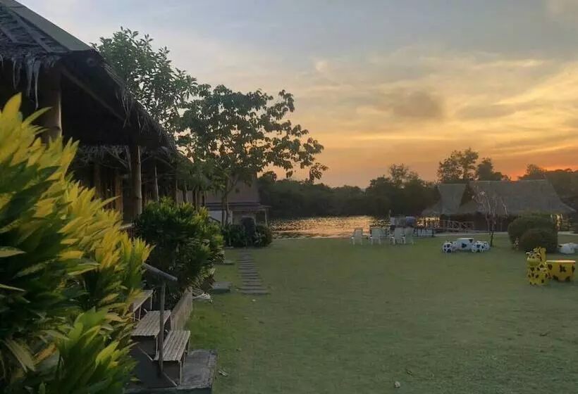 Fotos del hotel Bamboo House Resort:  6