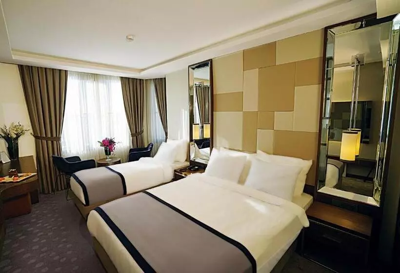 Biancho  Pera Special Category