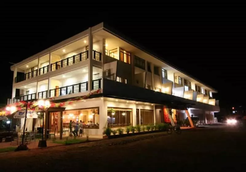 Coron Gateway Hotel & Suites
