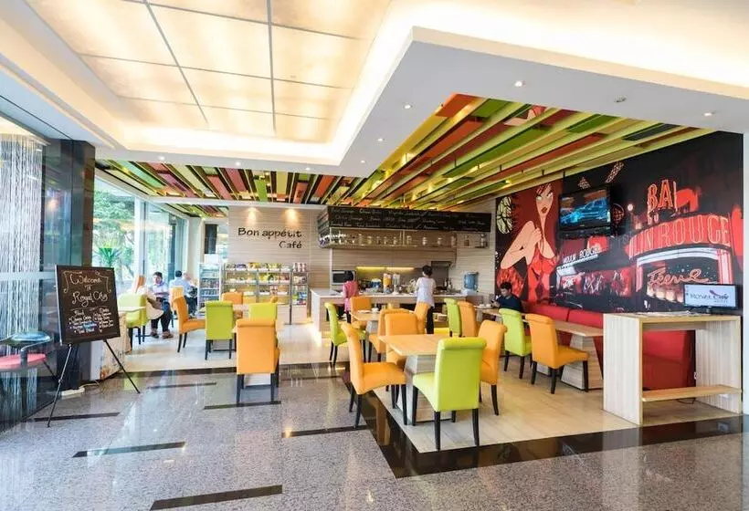 Fotos del hotel Royal City:  24