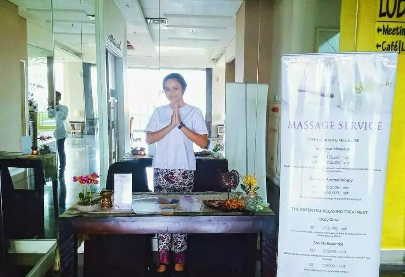 Fotos del hotel Royal City:  11